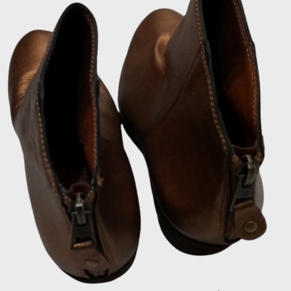 Lucky Brand Bronze Metallic Leather Ankle Boots/Booties Size 8 - Picture 4 of 13